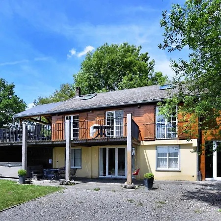 シャレー Atmospheric Chalet With Sauna And Jacuzzi Septon