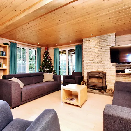 Atmospheric Chalet With Sauna And Jacuzzi Septon
